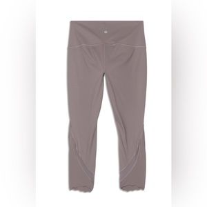 LULULEMON WUNDER UNDER SCALLOP PURPLE LEGGING
